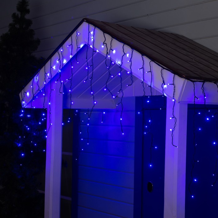 

Гирлянда «Бахрома» 3  0.6 м, IP44, УМС, тёмная нить, 160 LED, свечение синее, 220 В