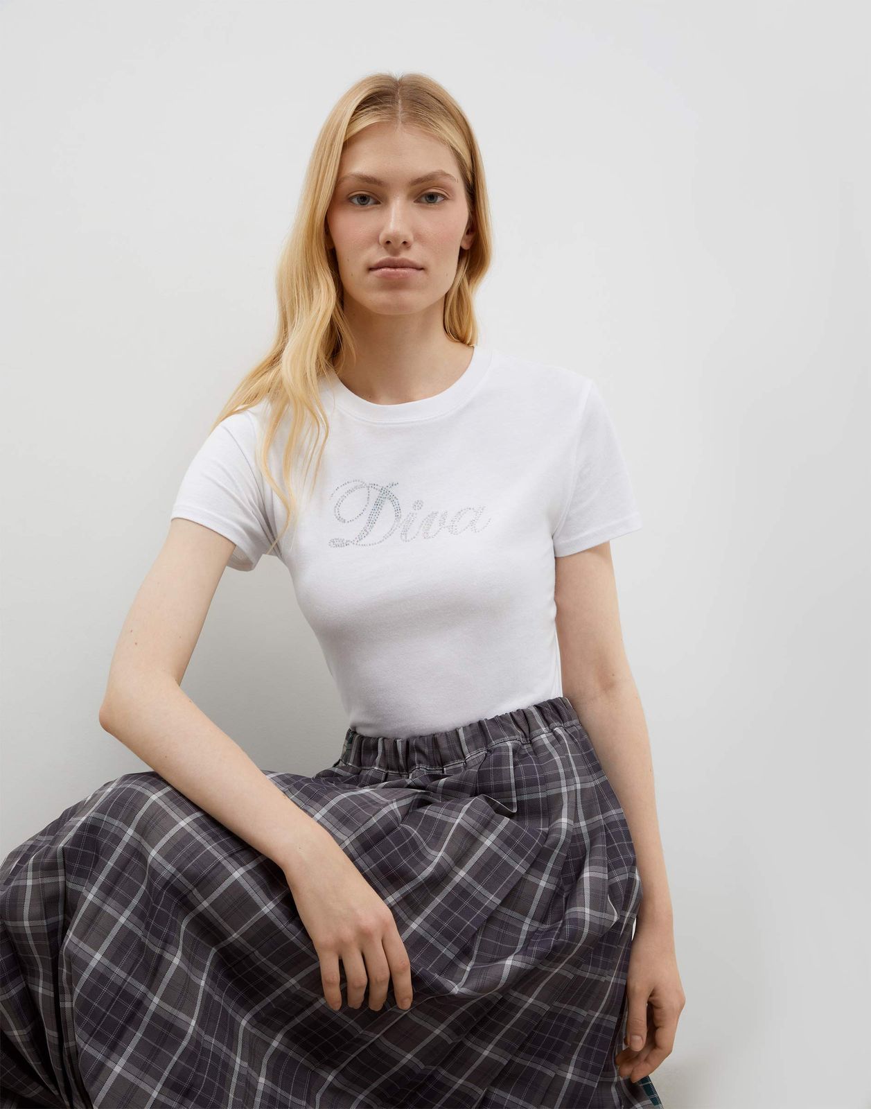 

Футболка женская Gloria Jeans GKT026744 белый S/164, GKT026744