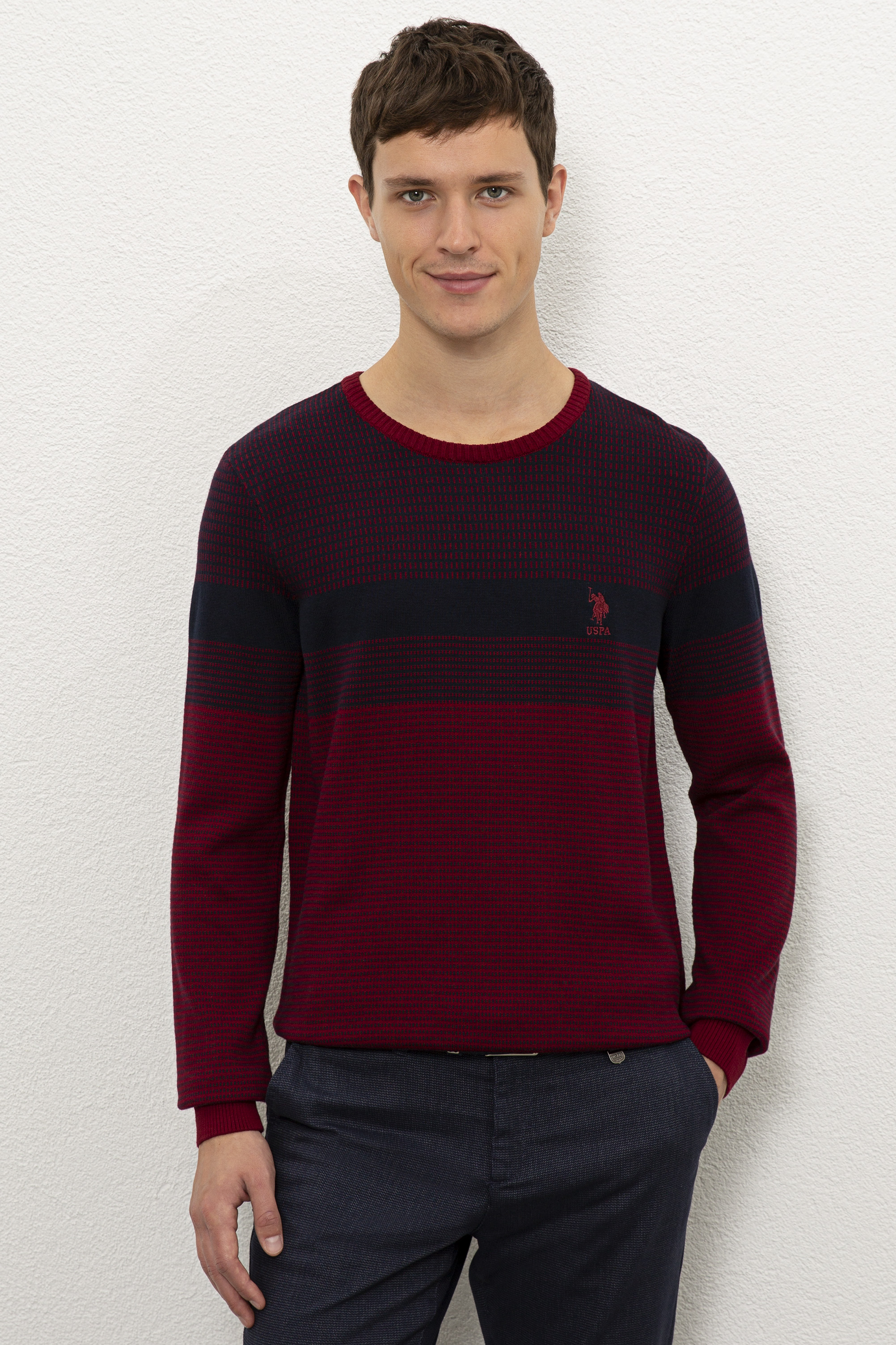 

Джемпер мужской G081GL0TK0TAYLER U.S. POLO Assn. бордовый M, G081GL0TK0TAYLER