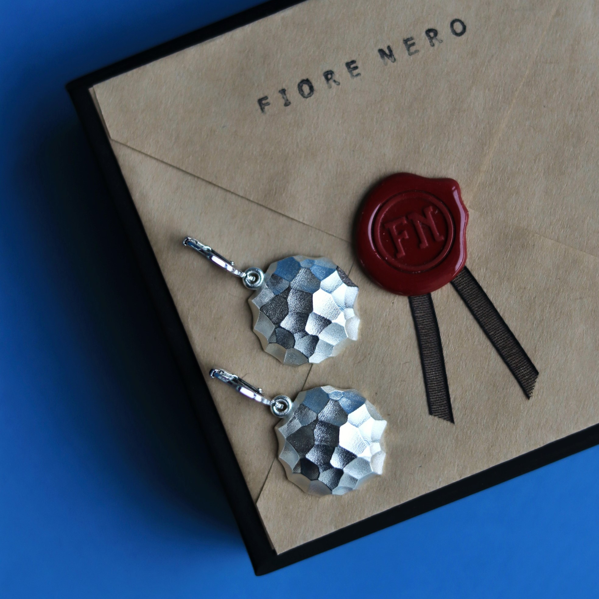 

Серьги подвески из металла Fiore Nero Rock, Rock