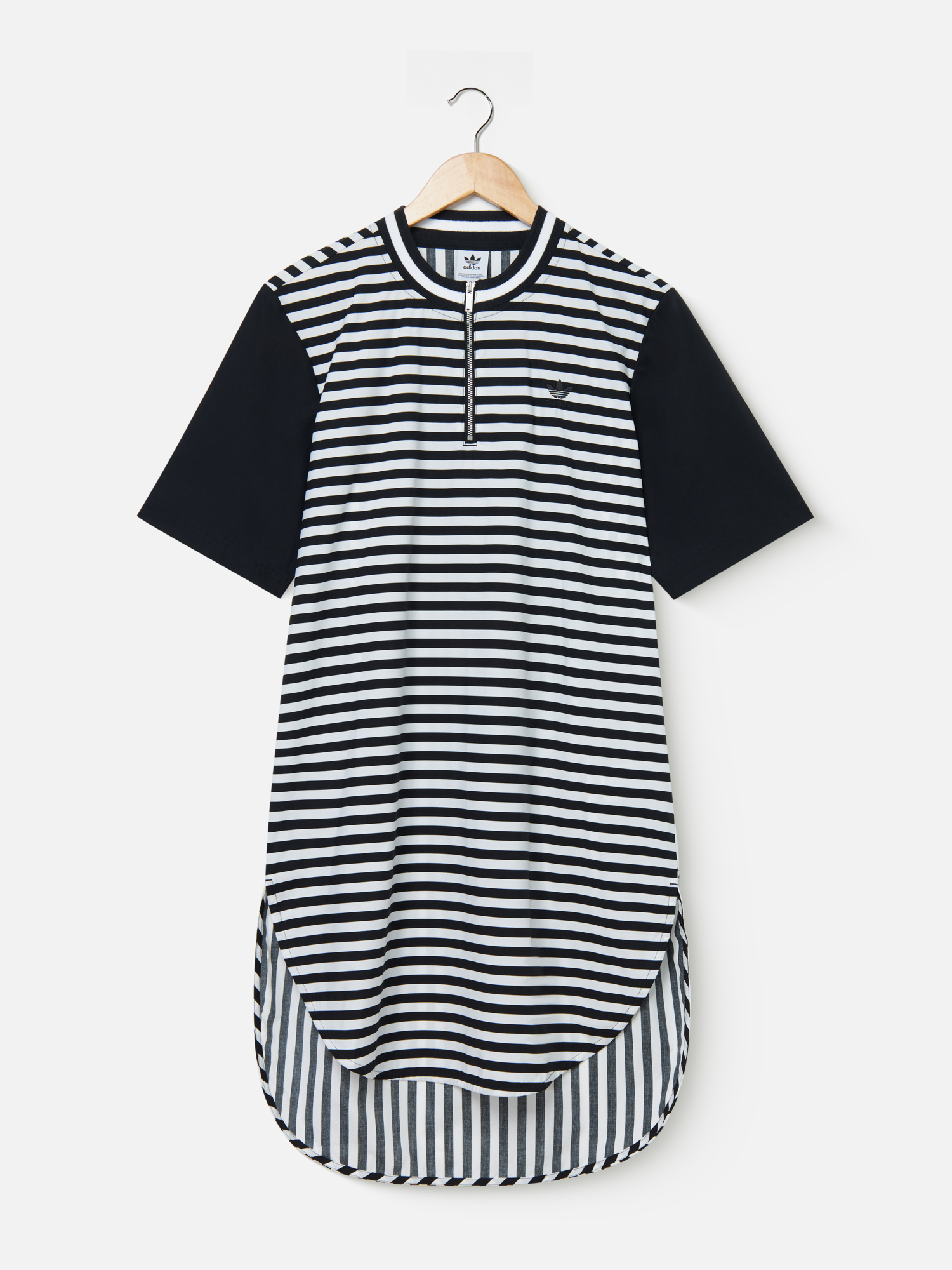 

Платье женское Adidas DU9717 белое 34, Черный, DU9717