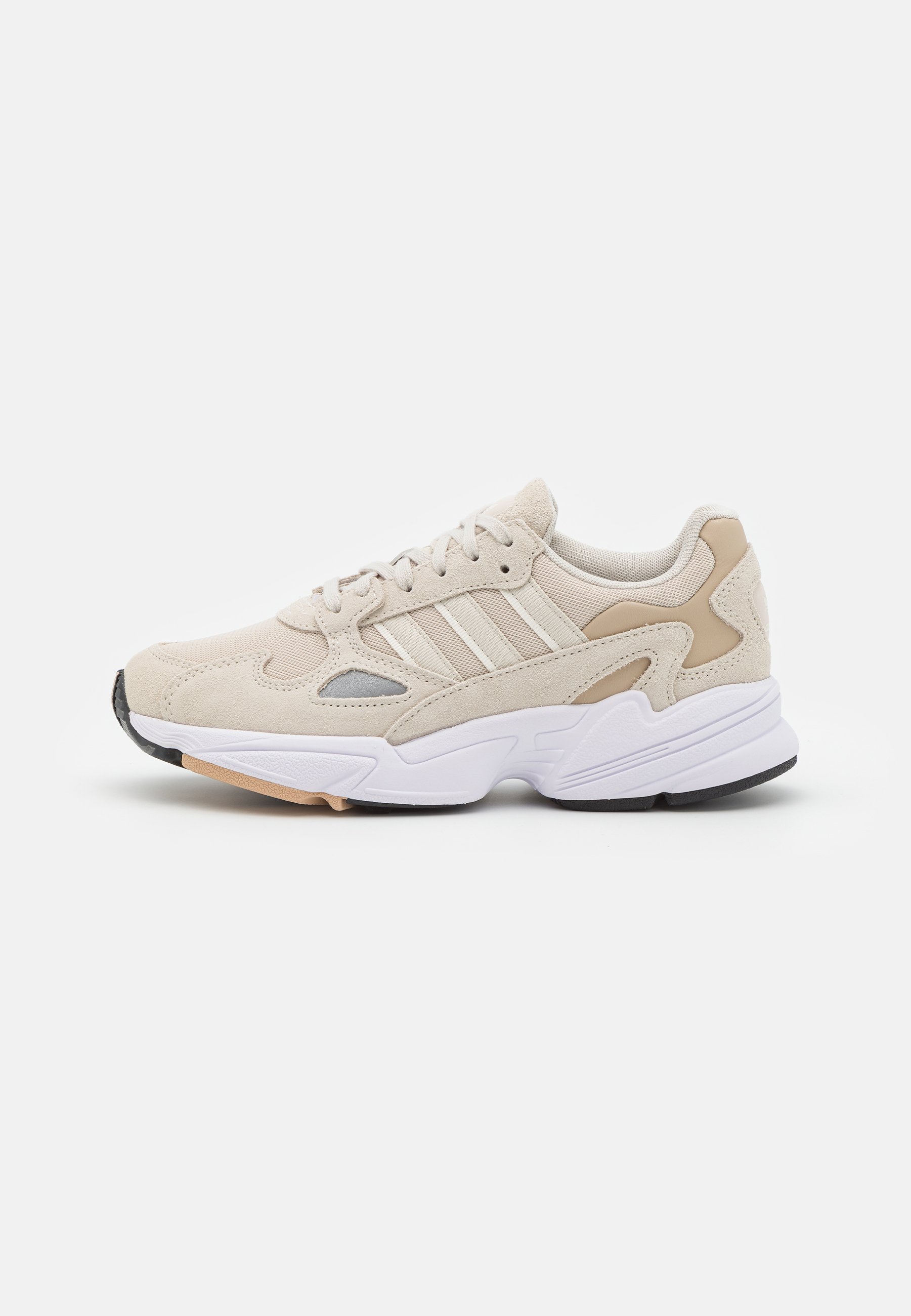 

Кроссовки женские Adidas Originals Trainers бежевые 38 EU, Бежевый, Trainers