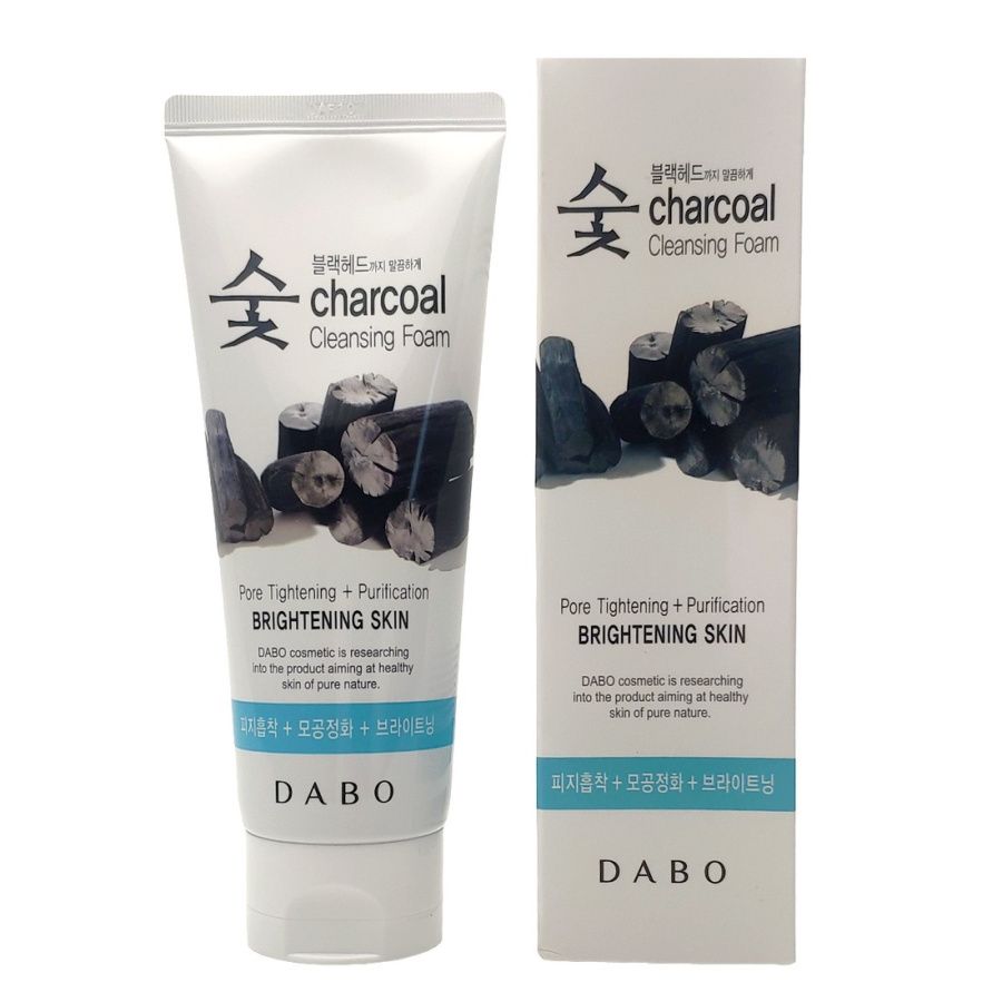 Dabo Очищающая пенка для кожи с углем Charcoal Cleansing Foam Brightening Skin 150мл