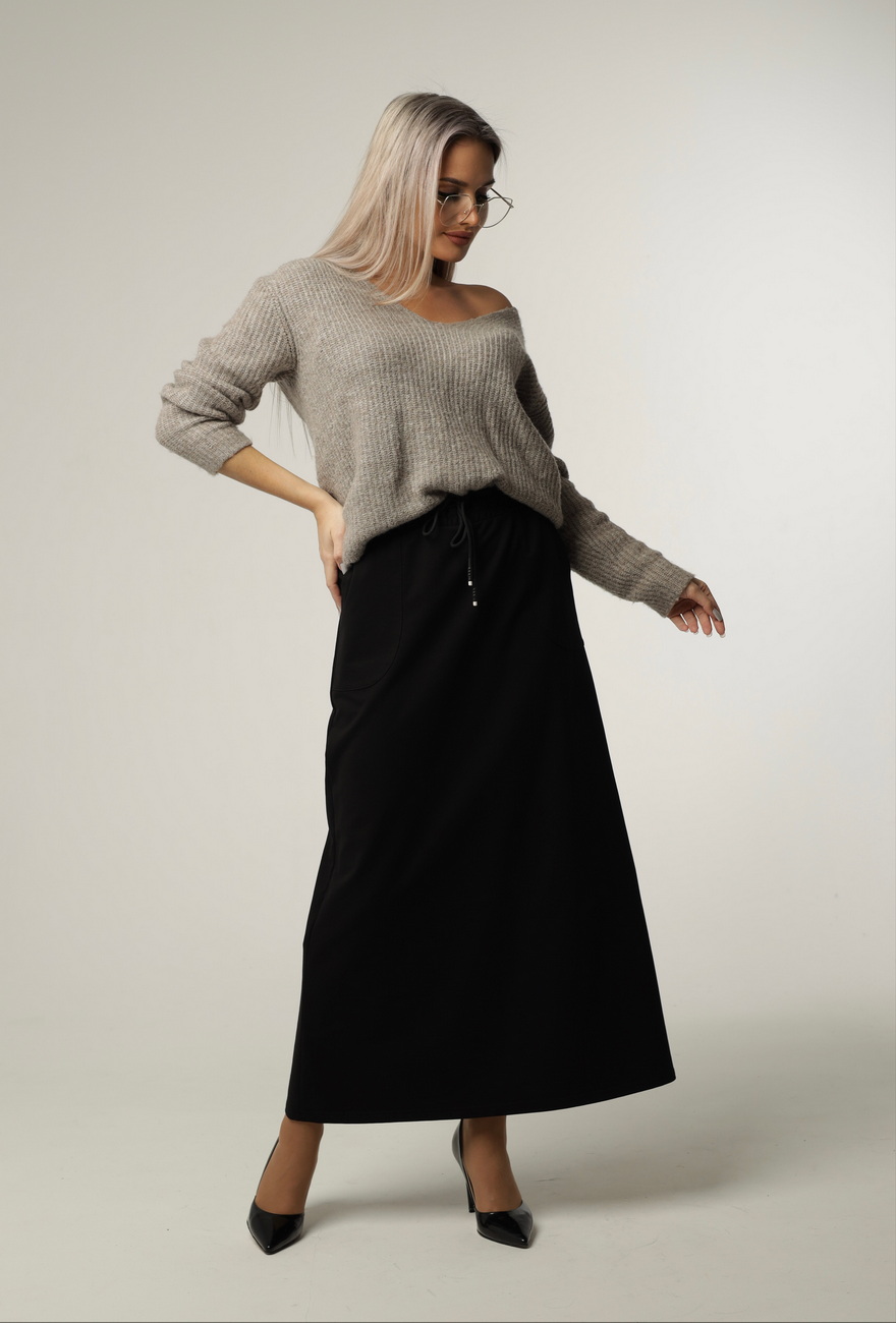 

Юбка женская Elenatex Ю-11 черная 60 RU, Черный, Ю-11