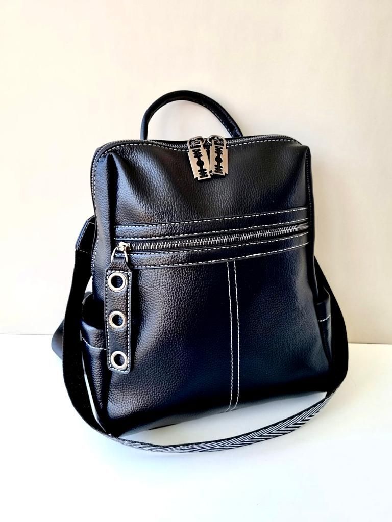 Сумка-рюкзак женская Fern М-007 черная, 28x24x10 см