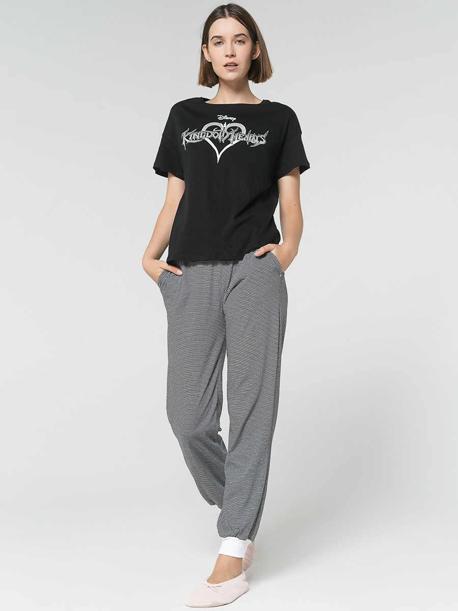 

Пижама женская ТВОЕ 83957 черная S, 83957