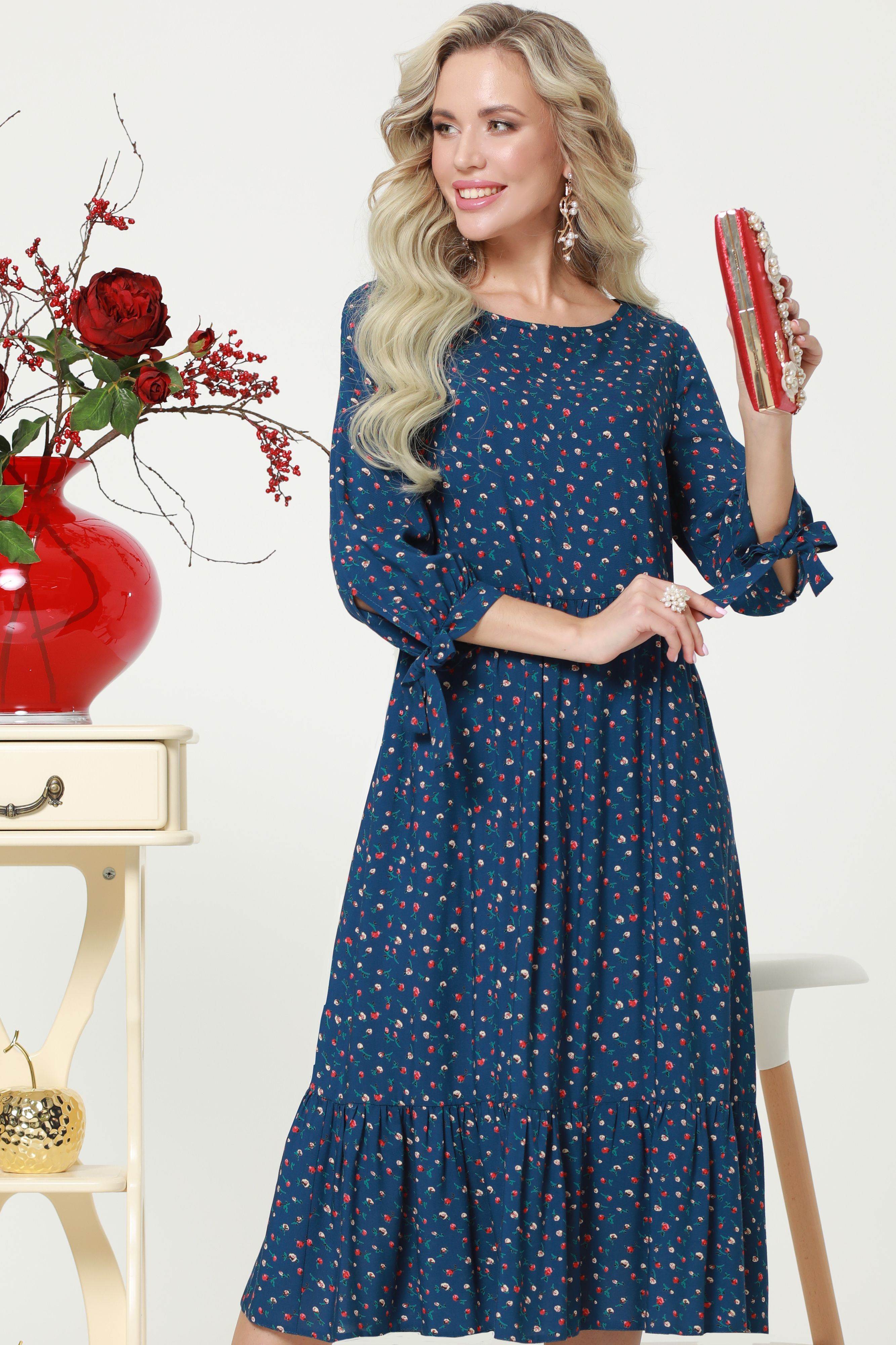 

Платье женское DSTrend П-2325 синее 44 RU, П-2325