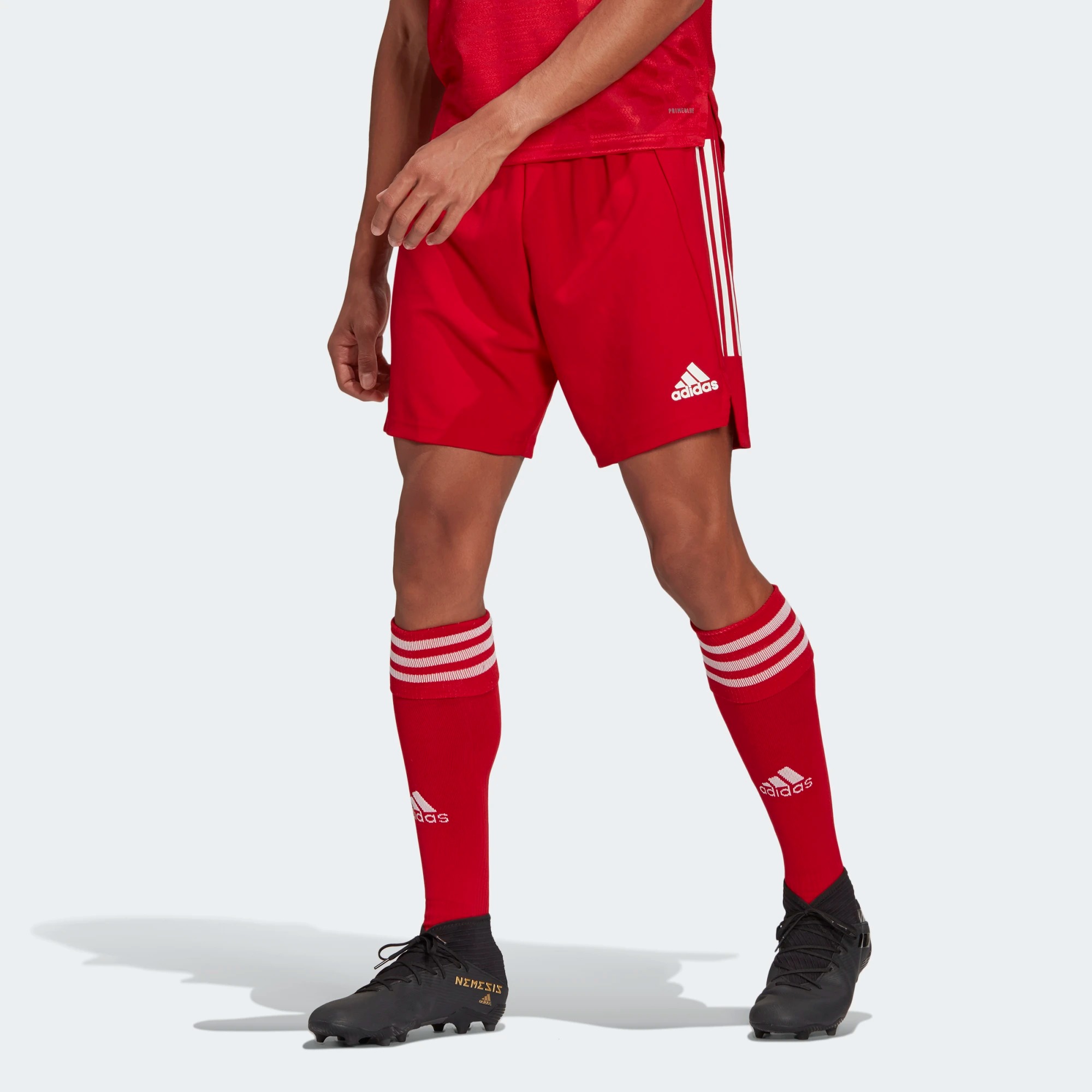 

Шорты мужские Adidas GJ6810 красные S, GJ6810