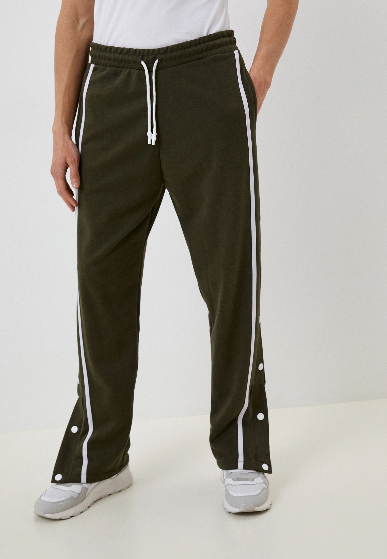 

Спортивные брюки мужские BLACKSI 5403 хаки 2XL, 5403