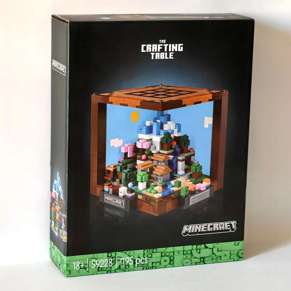 

Конструктор Minecraft Верстак 1195 дет