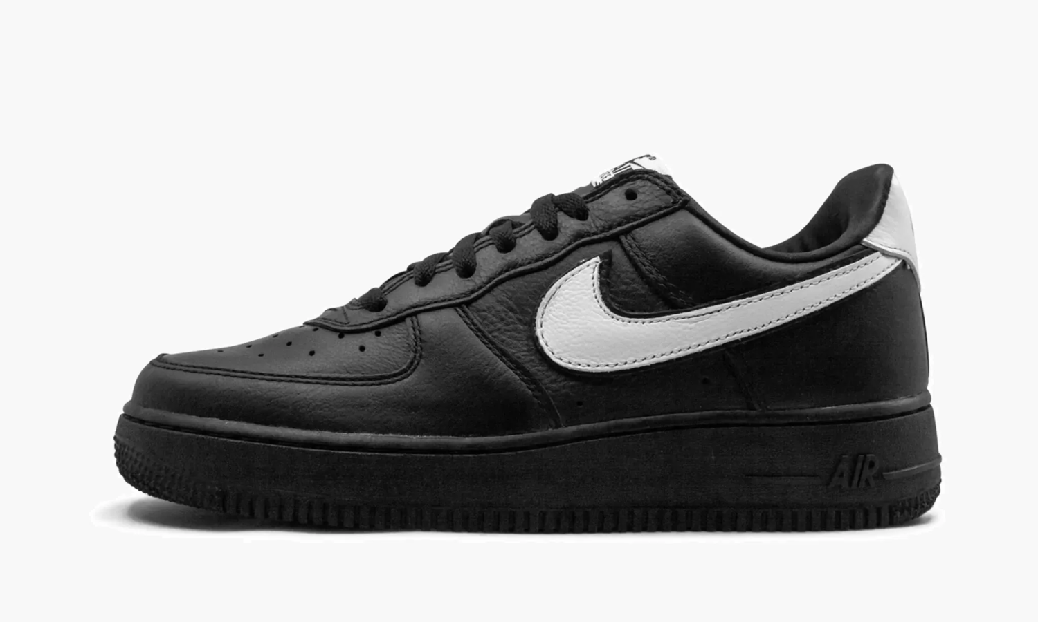 

Кеды мужские Nike Air Force 1 черные 8 US, Черный, Air Force 1