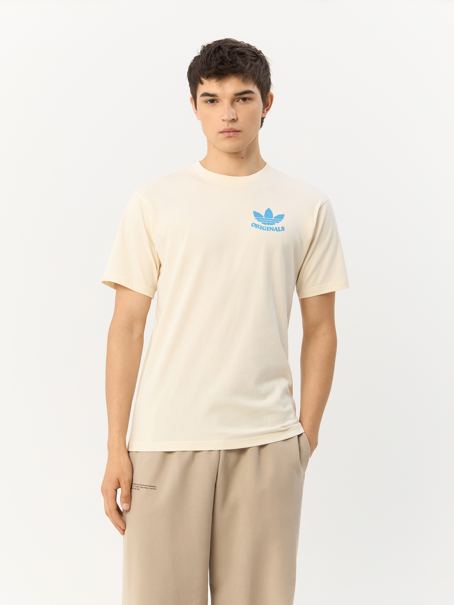 

Футболка мужская Adidas Happy Earth HI2962 белая M, Белый, Happy Earth