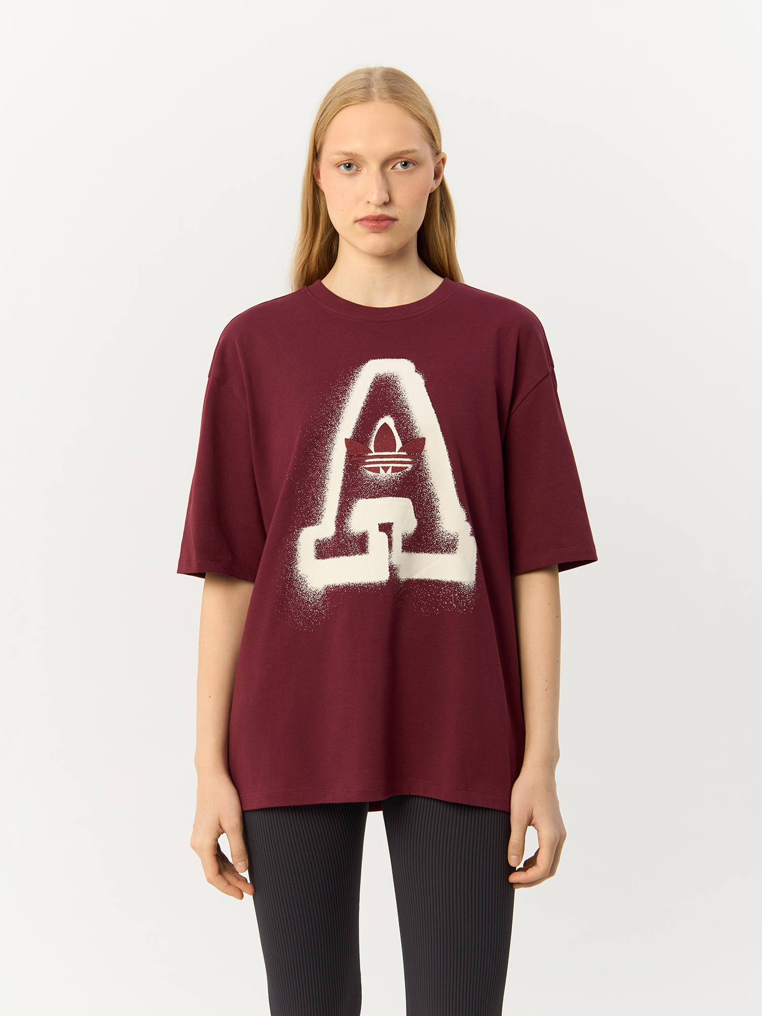 

Футболка женская Adidas Large A Graphic Originals IC5245 бордовая XS, Бордовый, Large A Graphic Originals