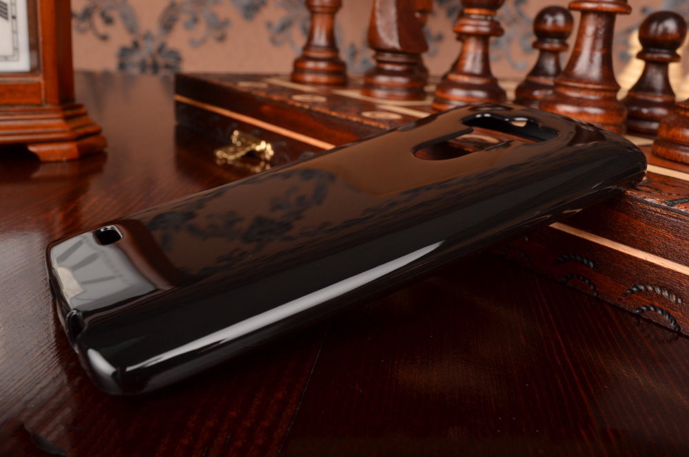 

Чехол MyPads для LG G3 черный (25870)