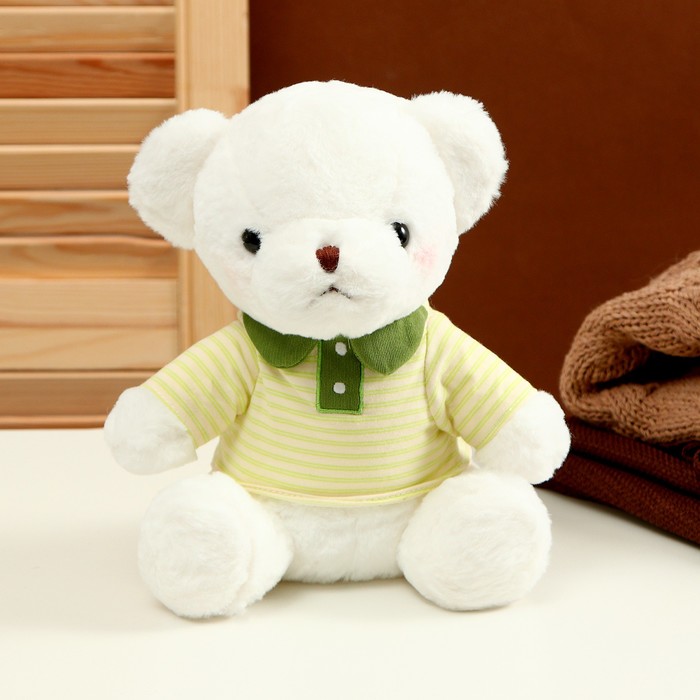 Мягкая игрушка Белый медведь в зелёной кофте, 26 см белый