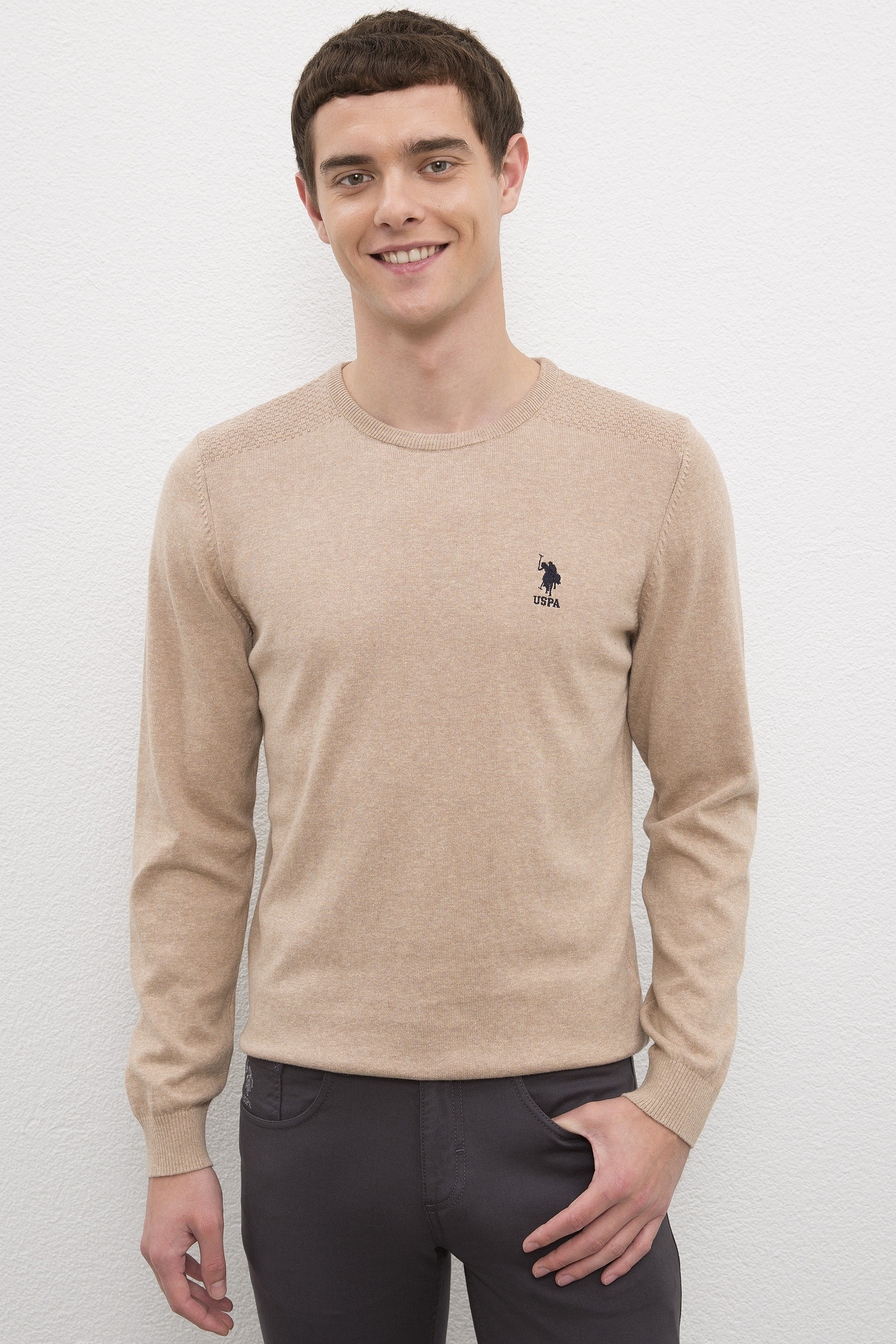 

Джемпер мужской G081SZ0TK0TD01-BSK20 U.S. POLO Assn. коричневый S, G081SZ0TK0TD01-BSK20