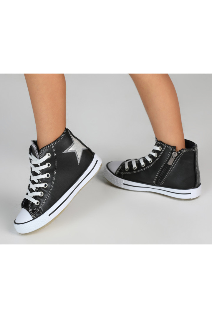 

Кеды для мальчика Lupia Kids Мультиколор 26 (доставка из-за рубежа), 297
