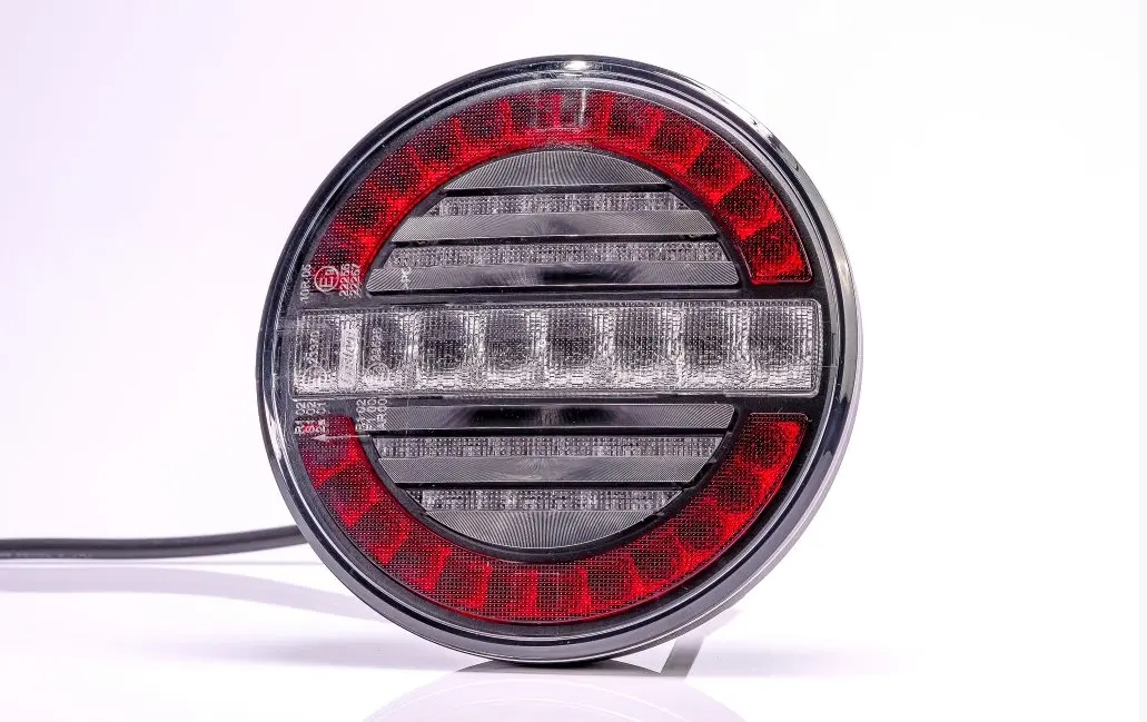 

FRISTOM FT-214 LED Фонарь 3-функциональный задний 12 24V круглый провод дл 1м