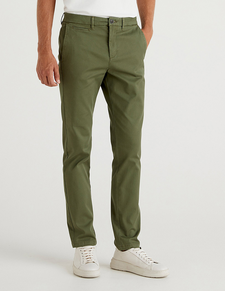 фото Брюки мужские united colors of benetton 21a_4eg355id8 зеленые 48 ru