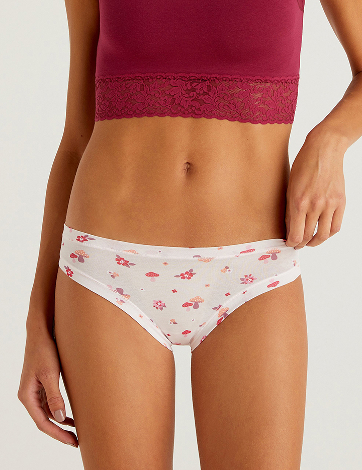 

Слипы женские United Colors of Benetton 21A_32W61S1C7 розовые OS, 21A_32W61S1C7