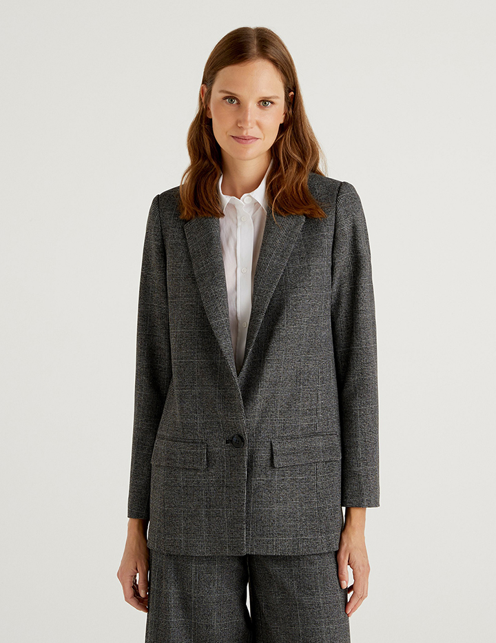 

Жакет женский United Colors of Benetton 21A_2TUJ52475 разноцветный 38, 21A_2TUJ52475