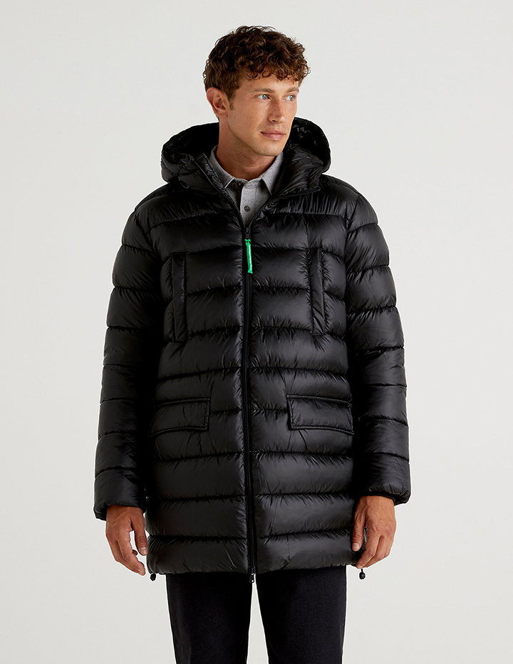 

Куртка мужская United Colors of Benetton 21A_29EH53HD8 черная L, 21A_29EH53HD8