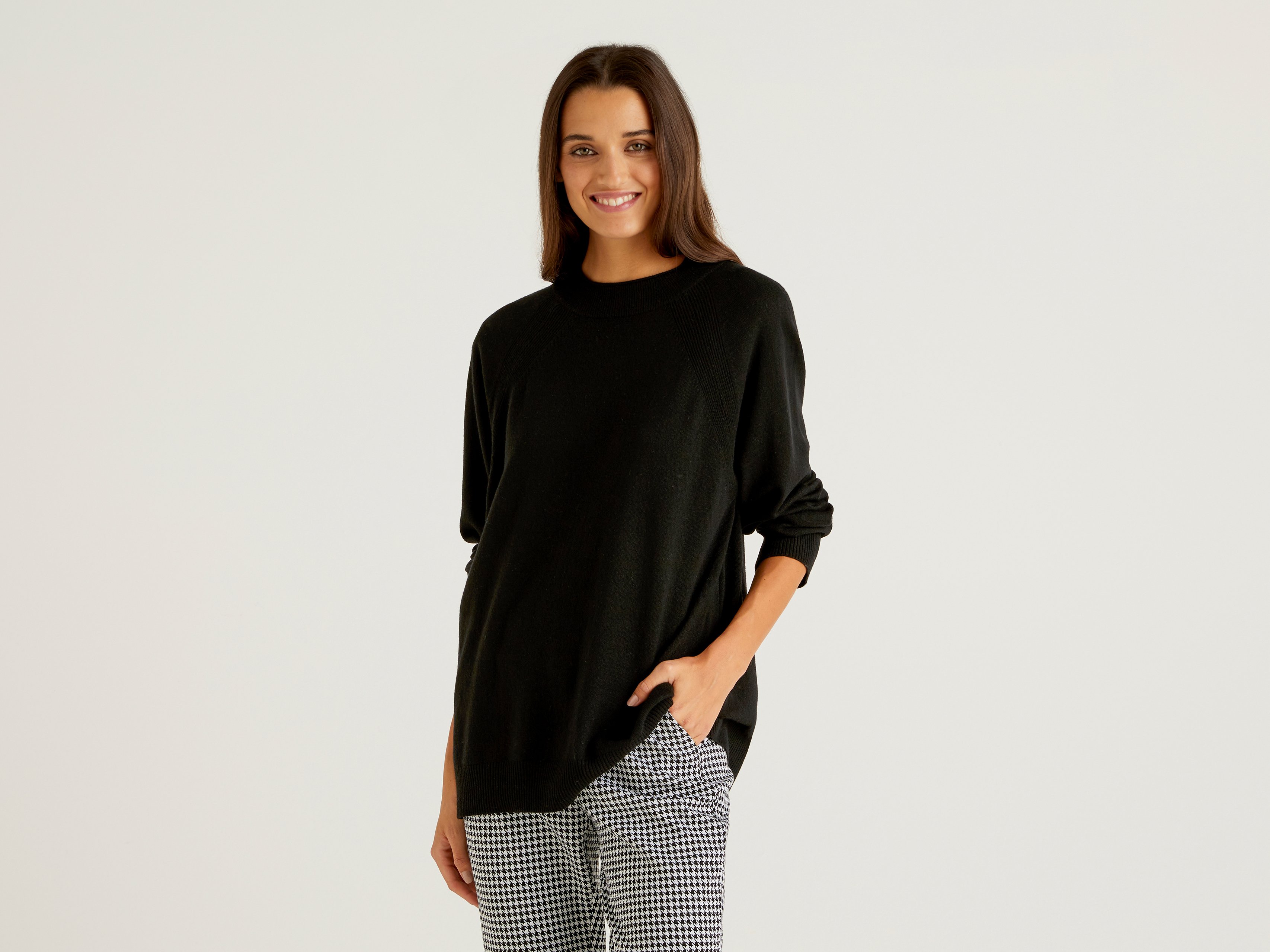

Джемпер женский United Colors of Benetton 21A_1035D1P12 черный XL, 21A_1035D1P12