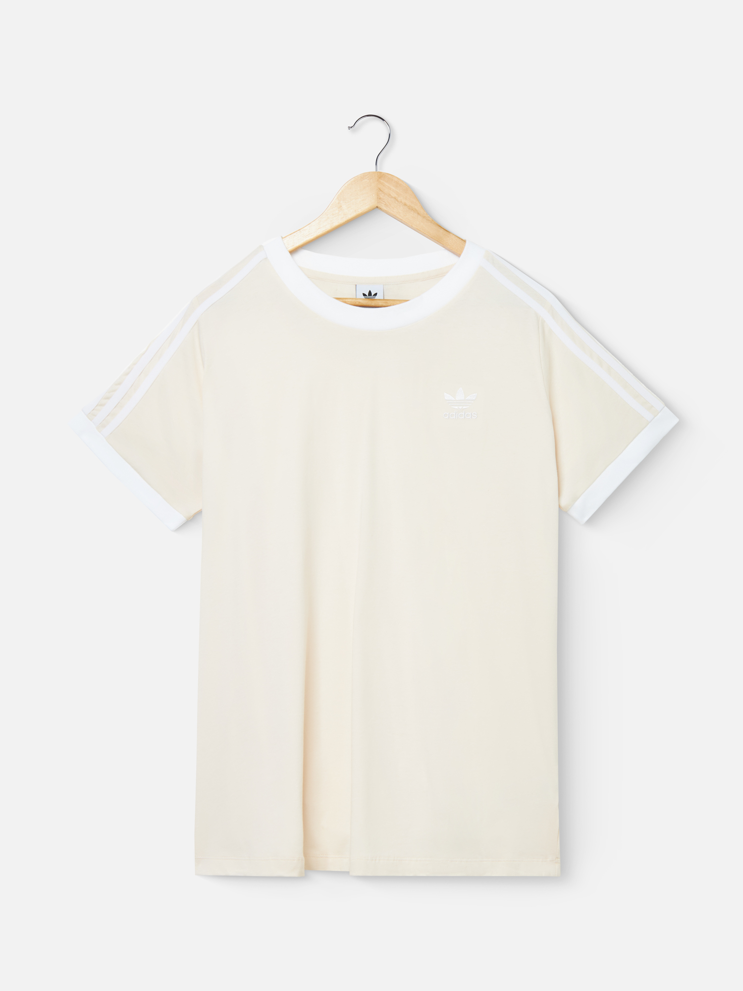 

Футболка женская Adidas H22869 бежевая 4XL, Бежевый, H22869