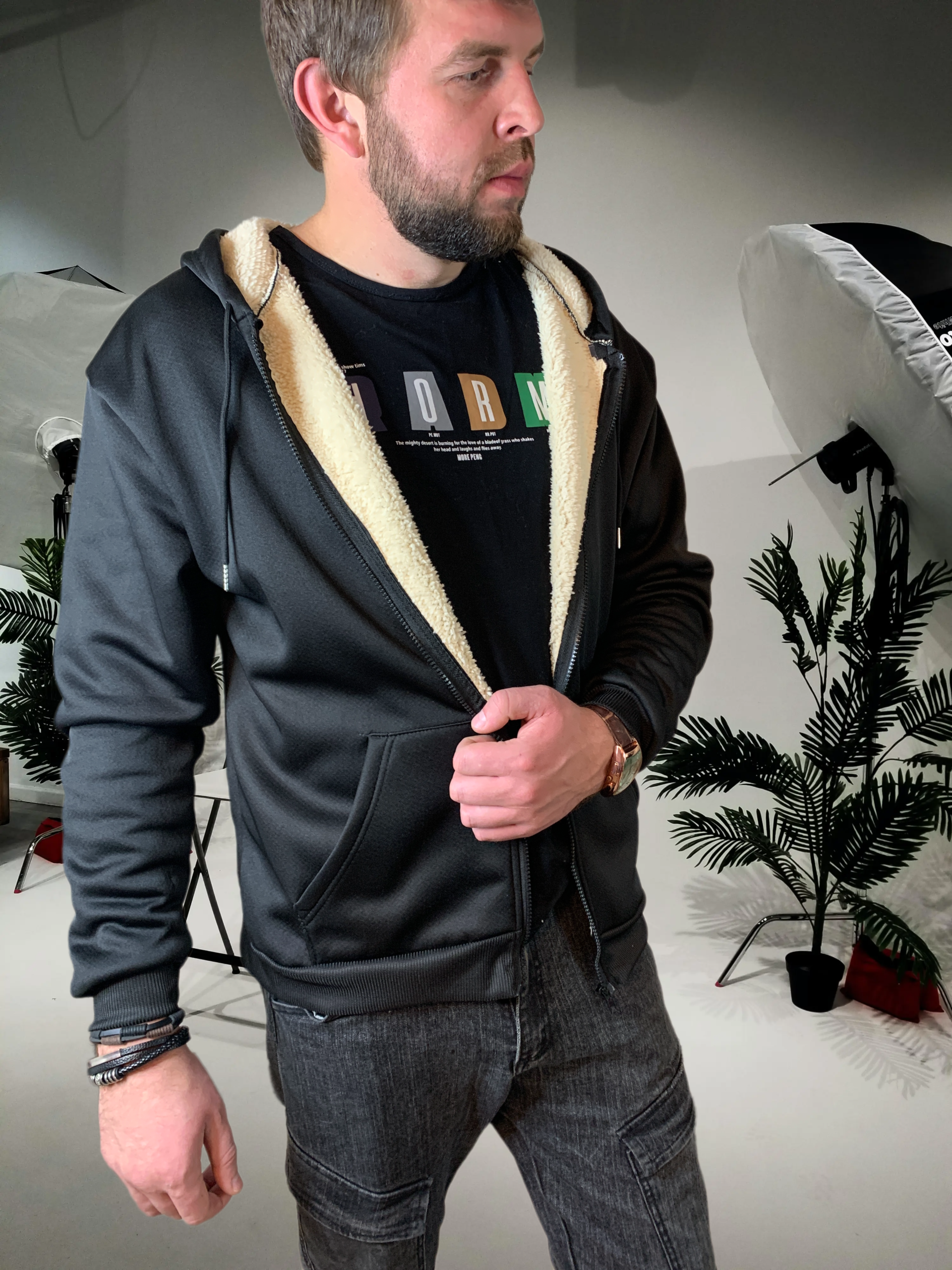 

Толстовка мужская MAN черная M, Черный, MAN