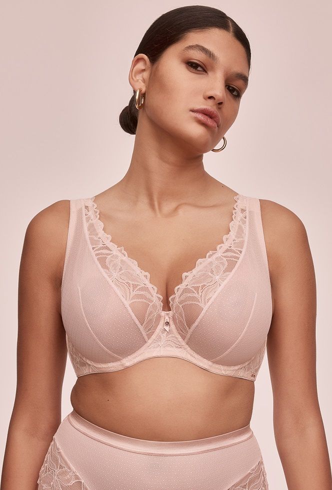 

Бюстгальтер женский Alles Glow M Plus Bralette бежевый 90G, Glow M Plus Bralette