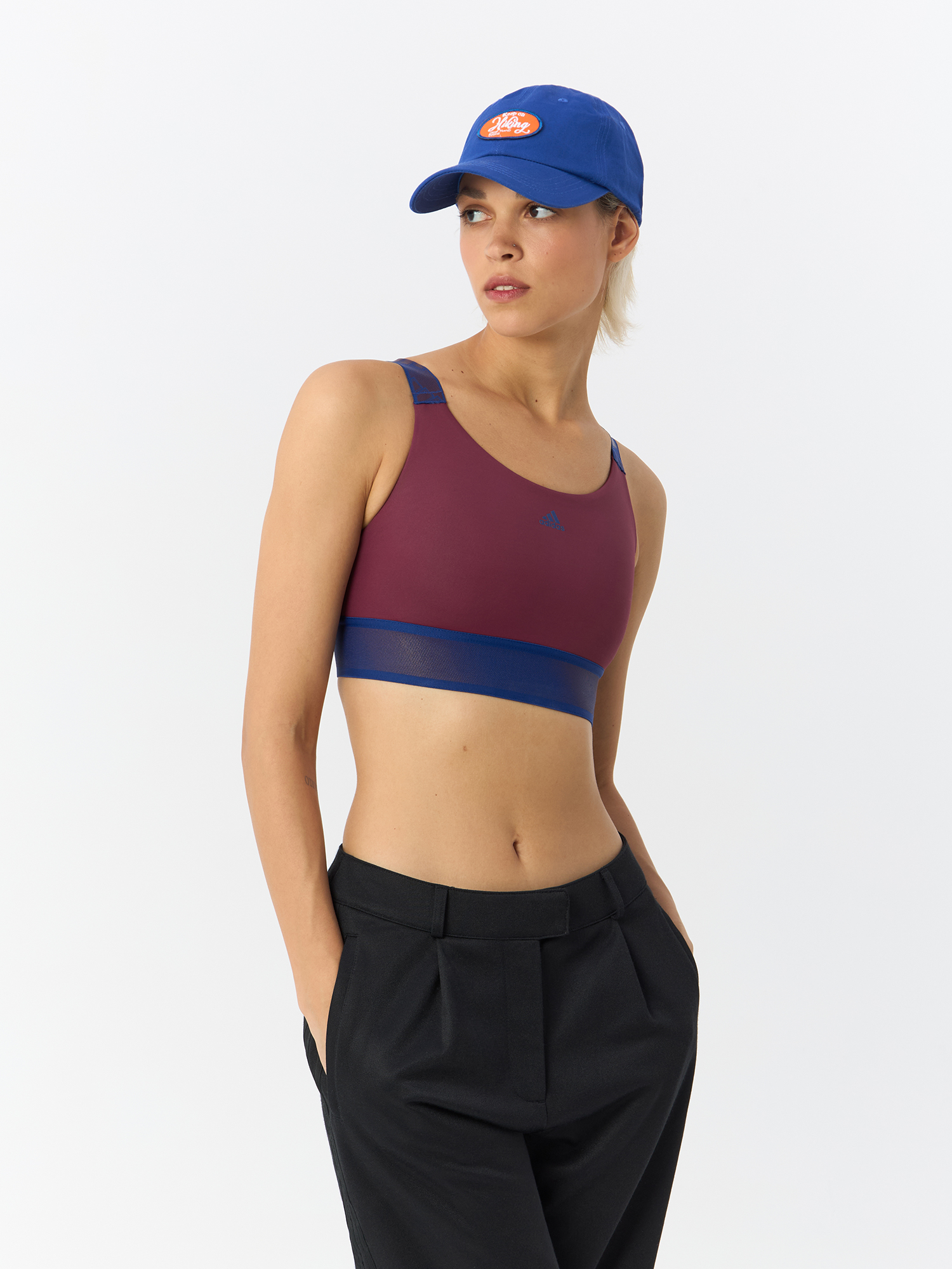 Топ женский Adidas Believe This Medium-Support Workout Bra GR8080 бордовый XS 1540₽