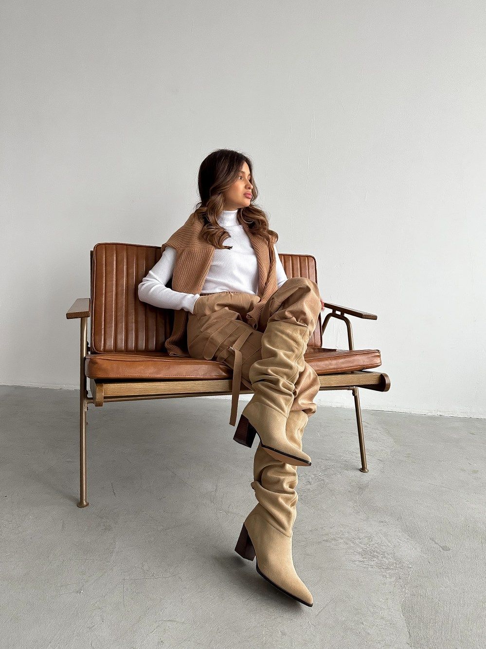 

Сапоги женские Sbalo SK890 бежевые 37 RU, Бежевый, SK890