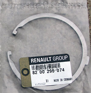 

RENAULT 8200295074 Кольцо стопорное МКПП RENAULT LOGAN 1шт