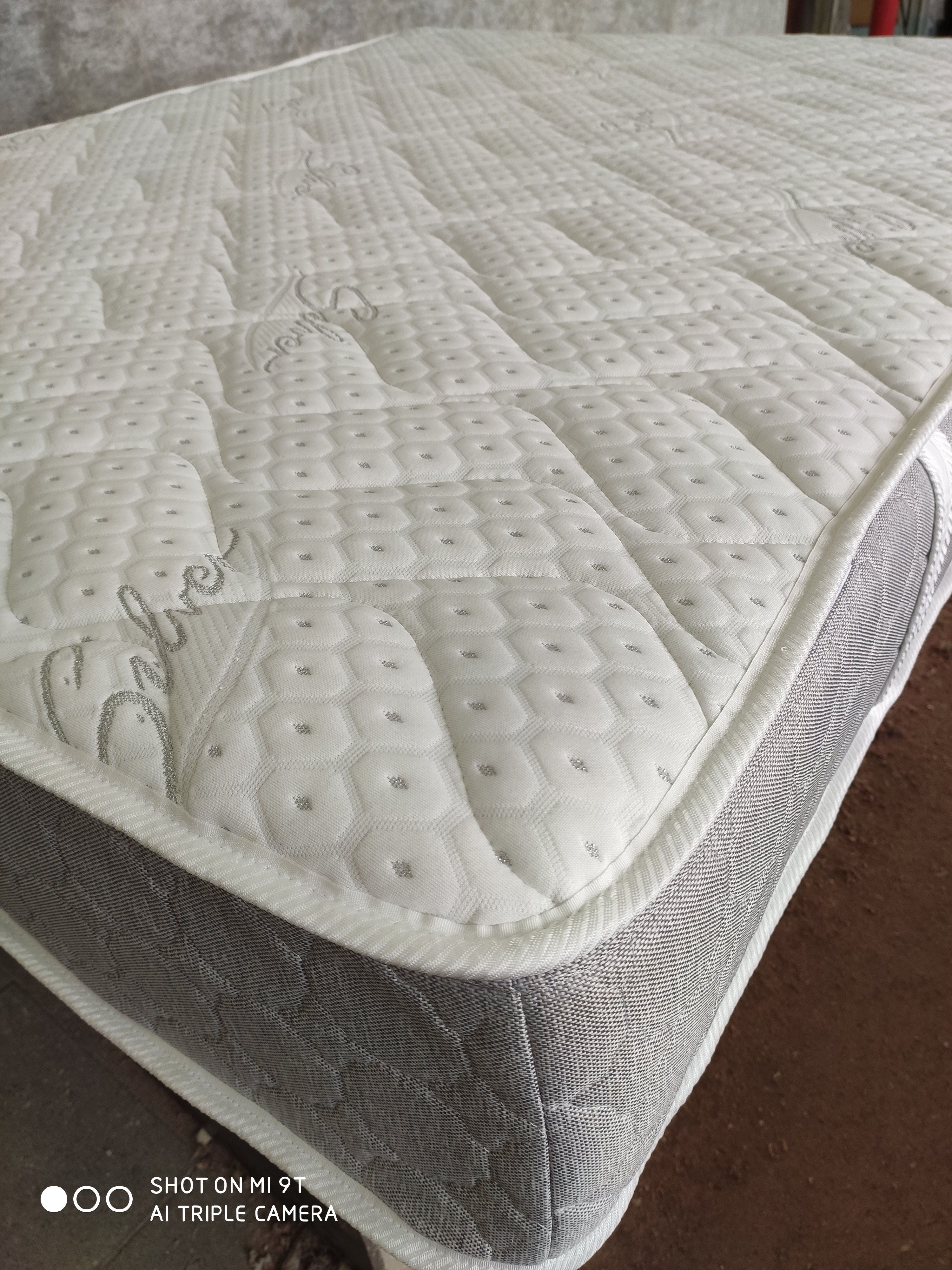 

Чехол для матрасов COMFORTCITY Трикотаж Silver 70х180х22, Трикотаж Silver-22