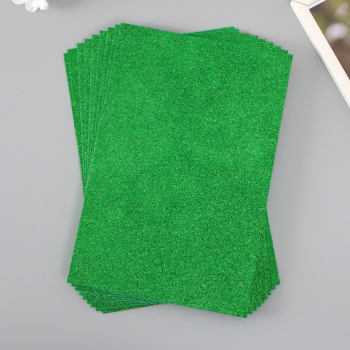 

Фоамиран глиттерный 2 мм, 20х30 см, зеленый 10 шт