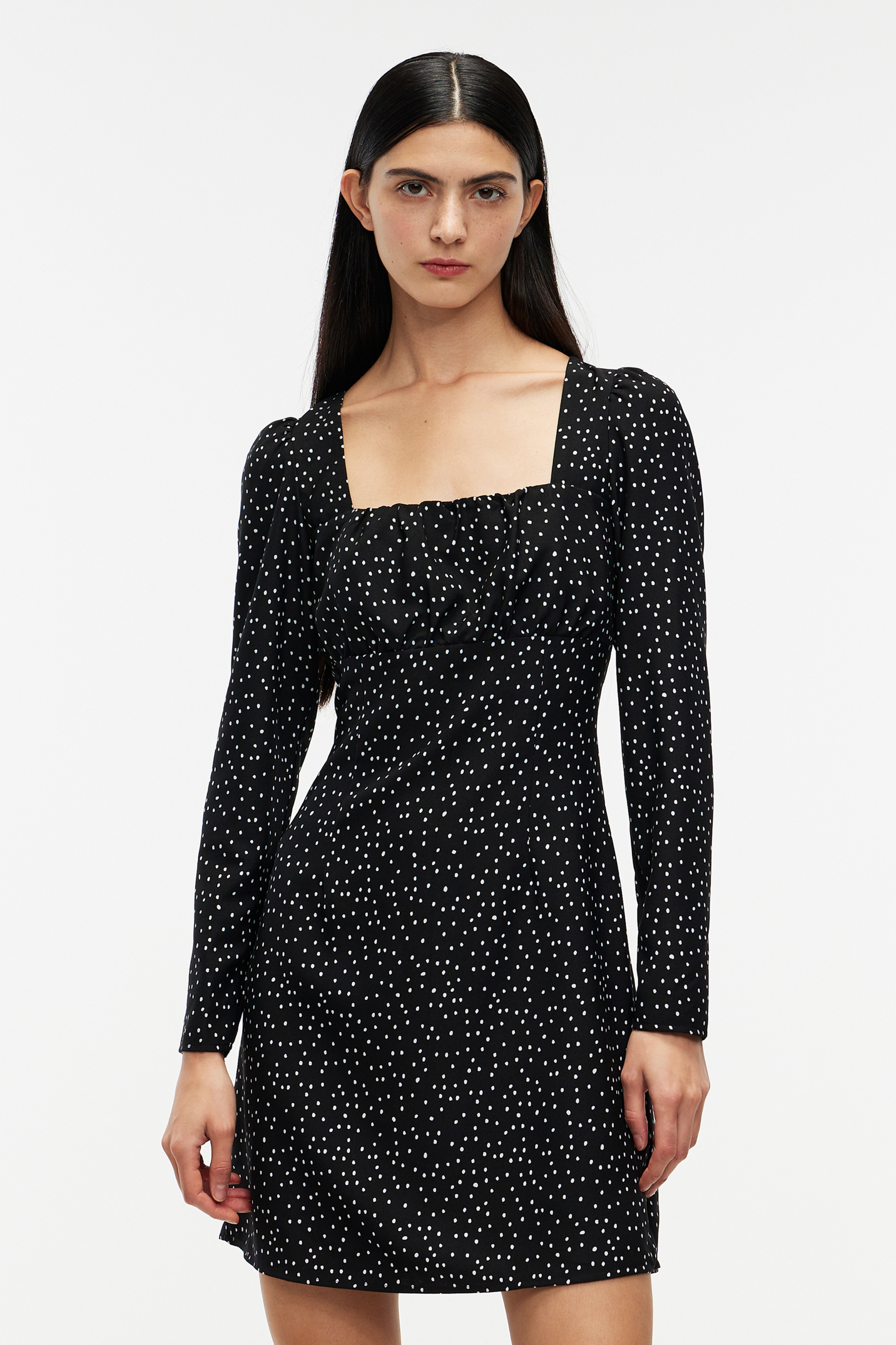 

Платье женское Befree 2311323539-55 черное M, 2311323539-55