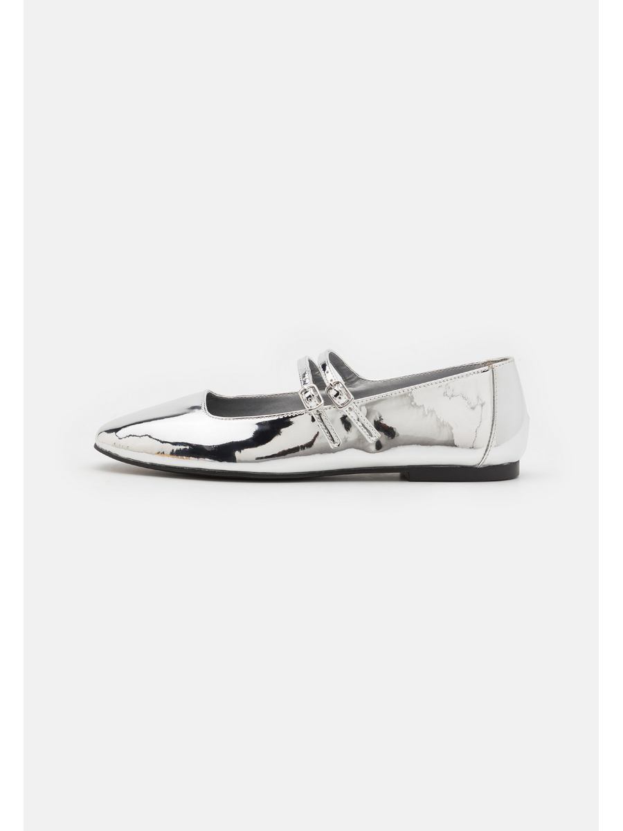 

Балетки женские STEVE MADDEN ST311A13Z серебристые 41 EU, Серебристый, ST311A13Z