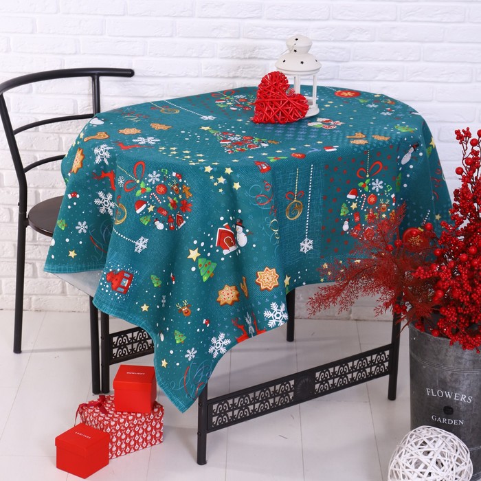 

Скатерть новогодняя рогожка DomoVita «Волшебные истории», размер 150х150 см, цвет зелёный,, Разноцветный