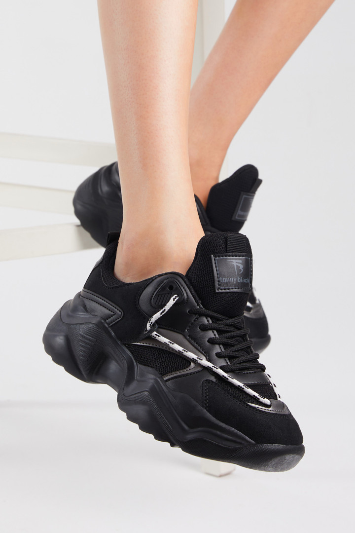 

Кроссовки женские Tonny Black TBA1620-1_101 черные 37 EU (доставка из-за рубежа), TBA1620-1_101