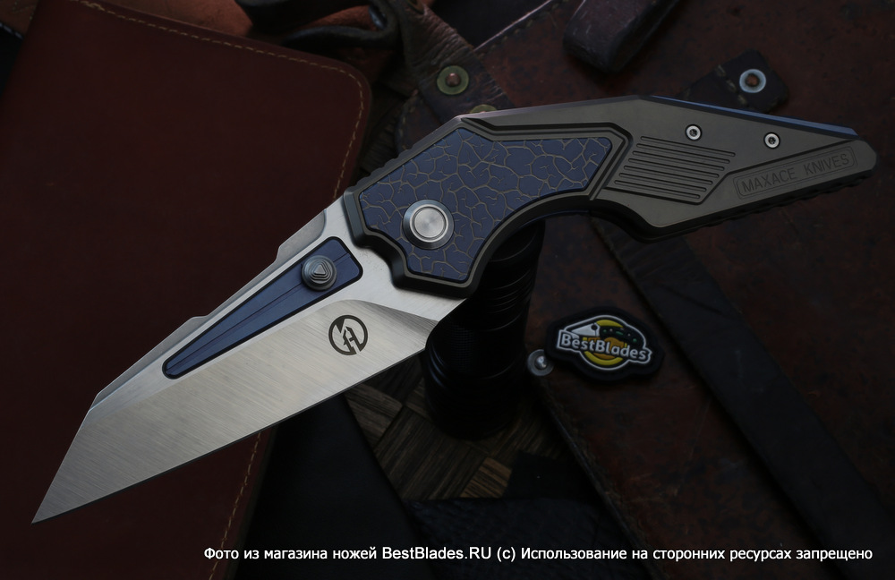 

Нож складной Maxace Zerg (синяя ставка , рукоять коричневая, M390) MWZ04, Синий;черный, Zerg