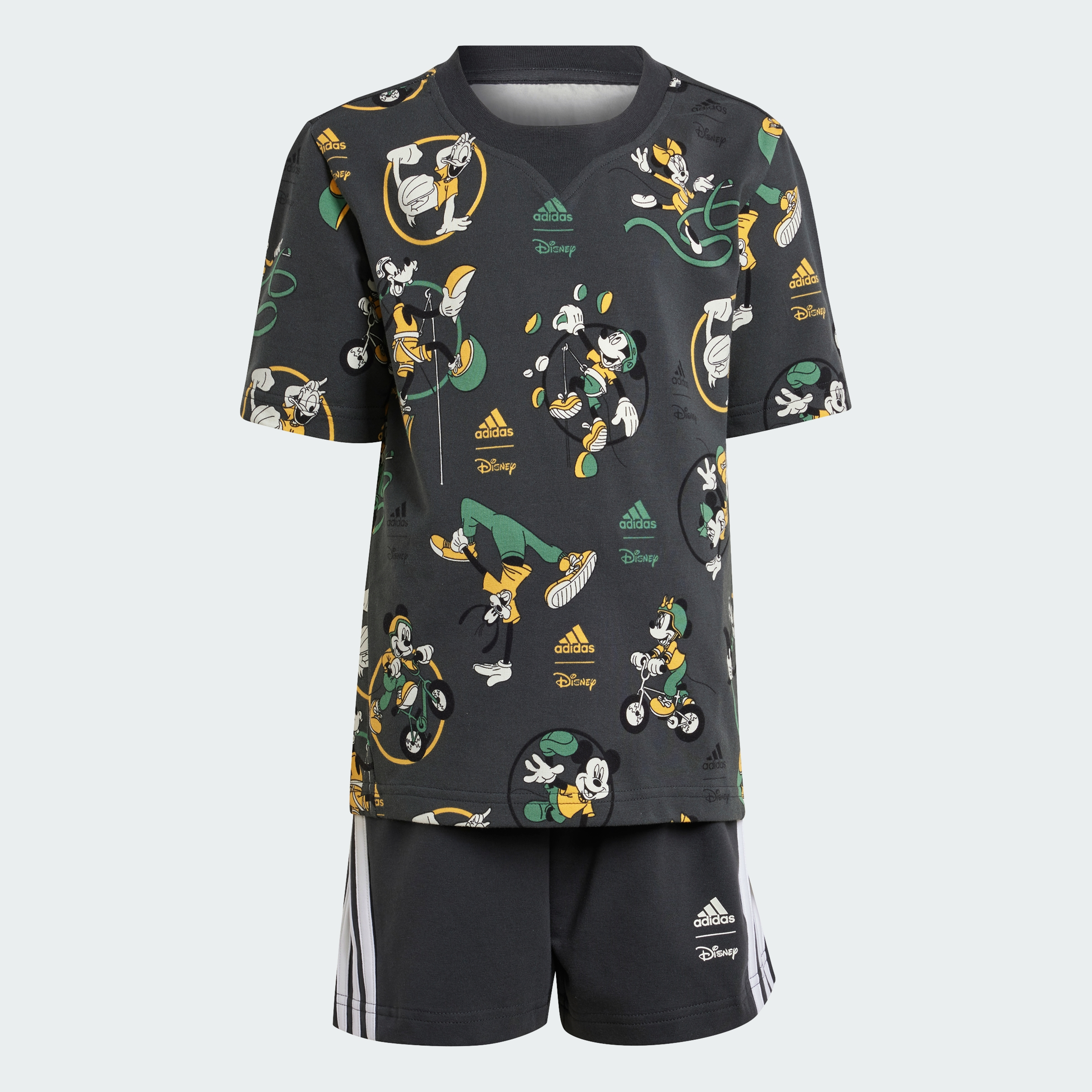 

Комплект Adidas для мальчиков, футболка и шорты, IV9630, черно-белый AAGG, размер 110, Черный;белый, IV9630