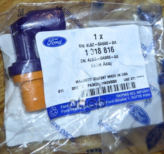 

Клапан системы вентиляции картерных газов Ford 1318816