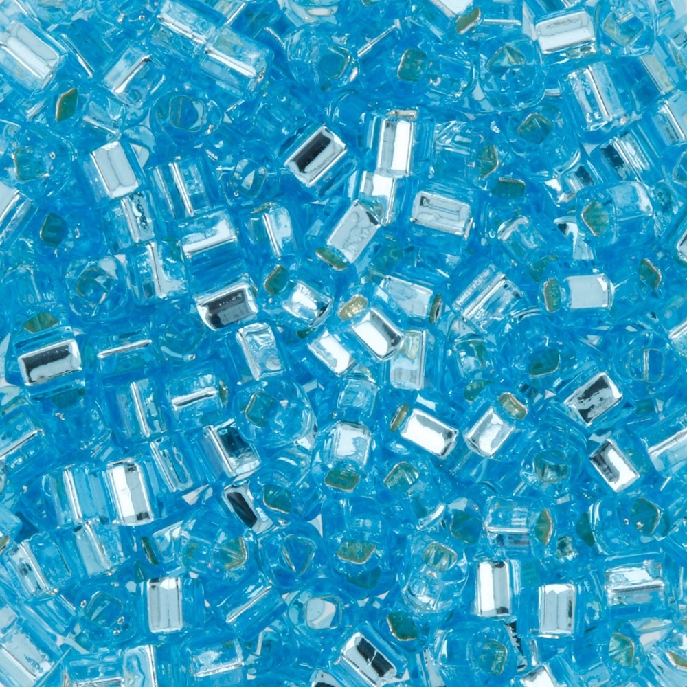 

Бисер TOHO Cube №2 1,5 мм 5*5 г №0023 светлый голубой