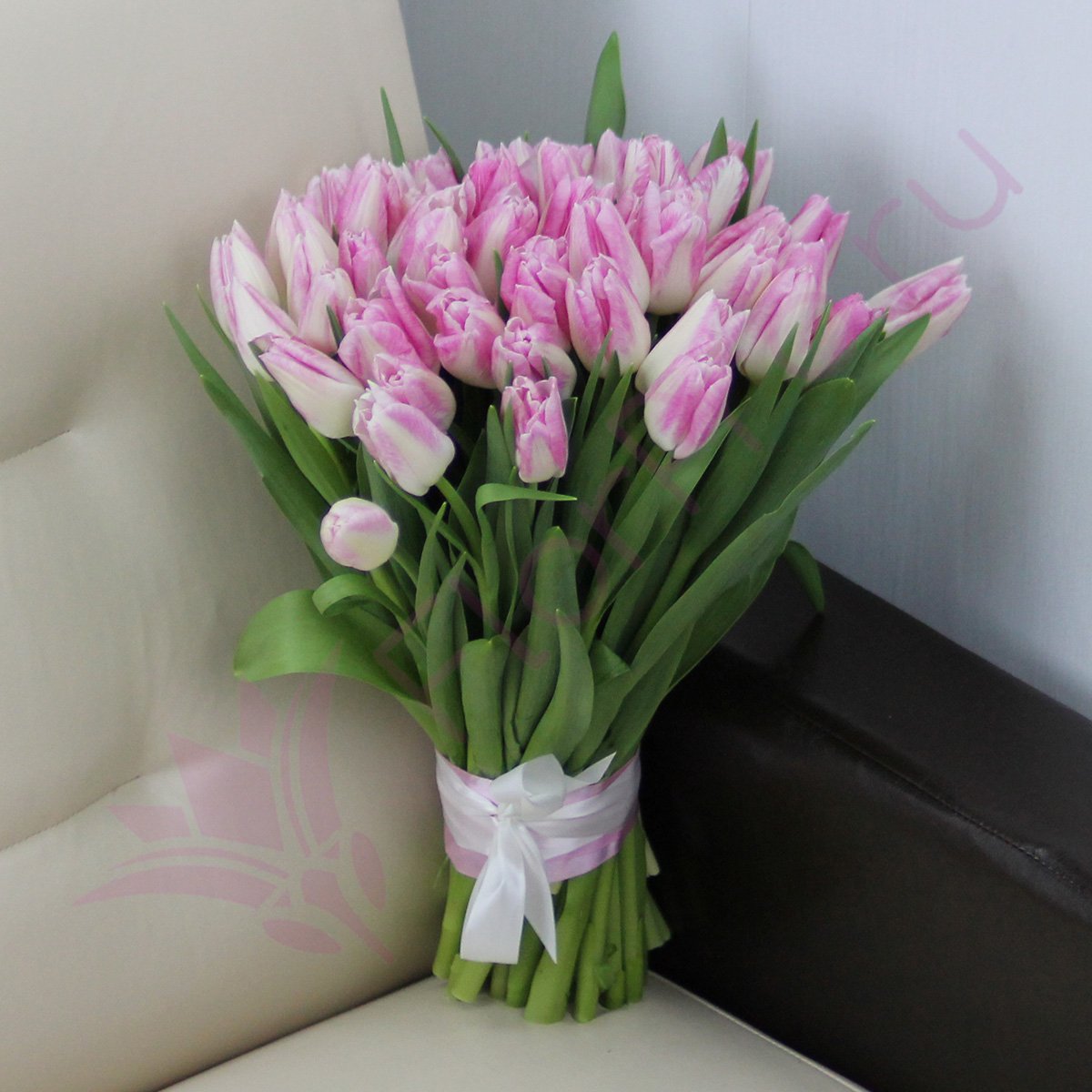 

Букет FlorPro 51 розовый тюльпан