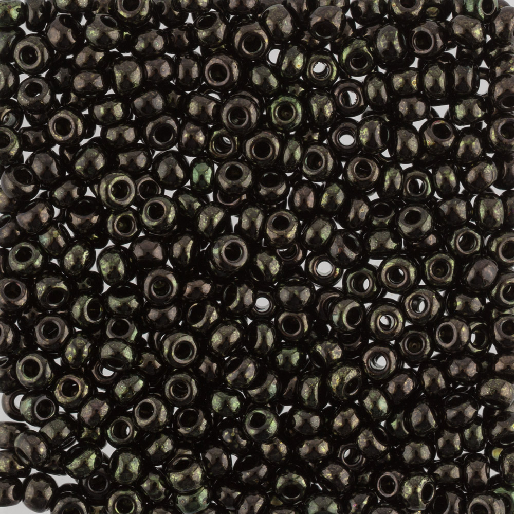 

Бисер Gamma 7 10/0 2,3 мм 50 г G460 темно-болотный, Зеленый;черный