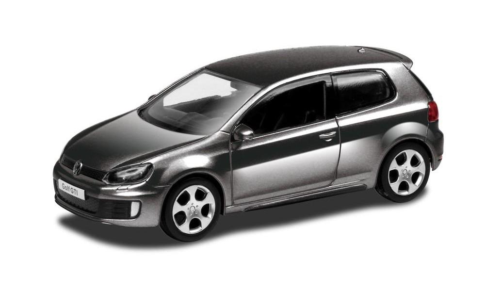 

Машина Uni Fortune металлическая RMZ City 1:32 Фольксваген Гольф GTI (черный) 554018-BL