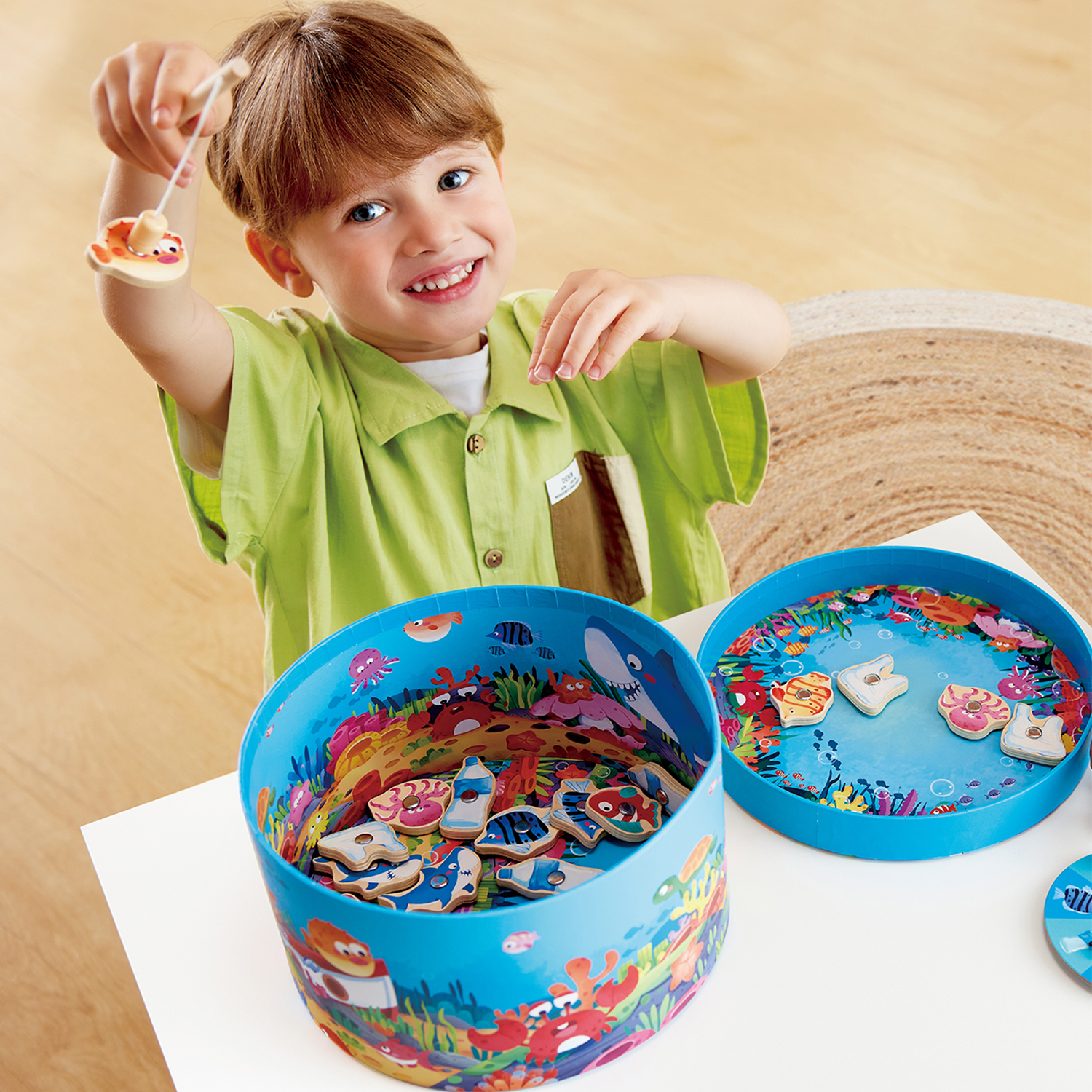 

Детская настольная игра Hape Играем вместе, Эко Рыбалка E1104_HP