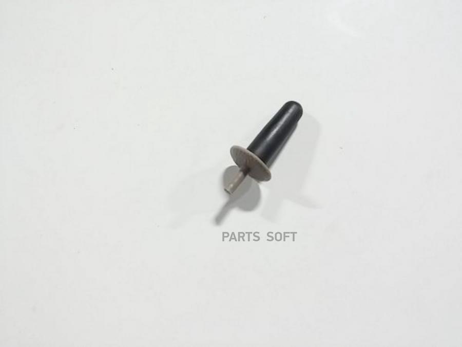 

VOLVO 39980618 Пистон пластиковый обивки двери, дубовый 1шт