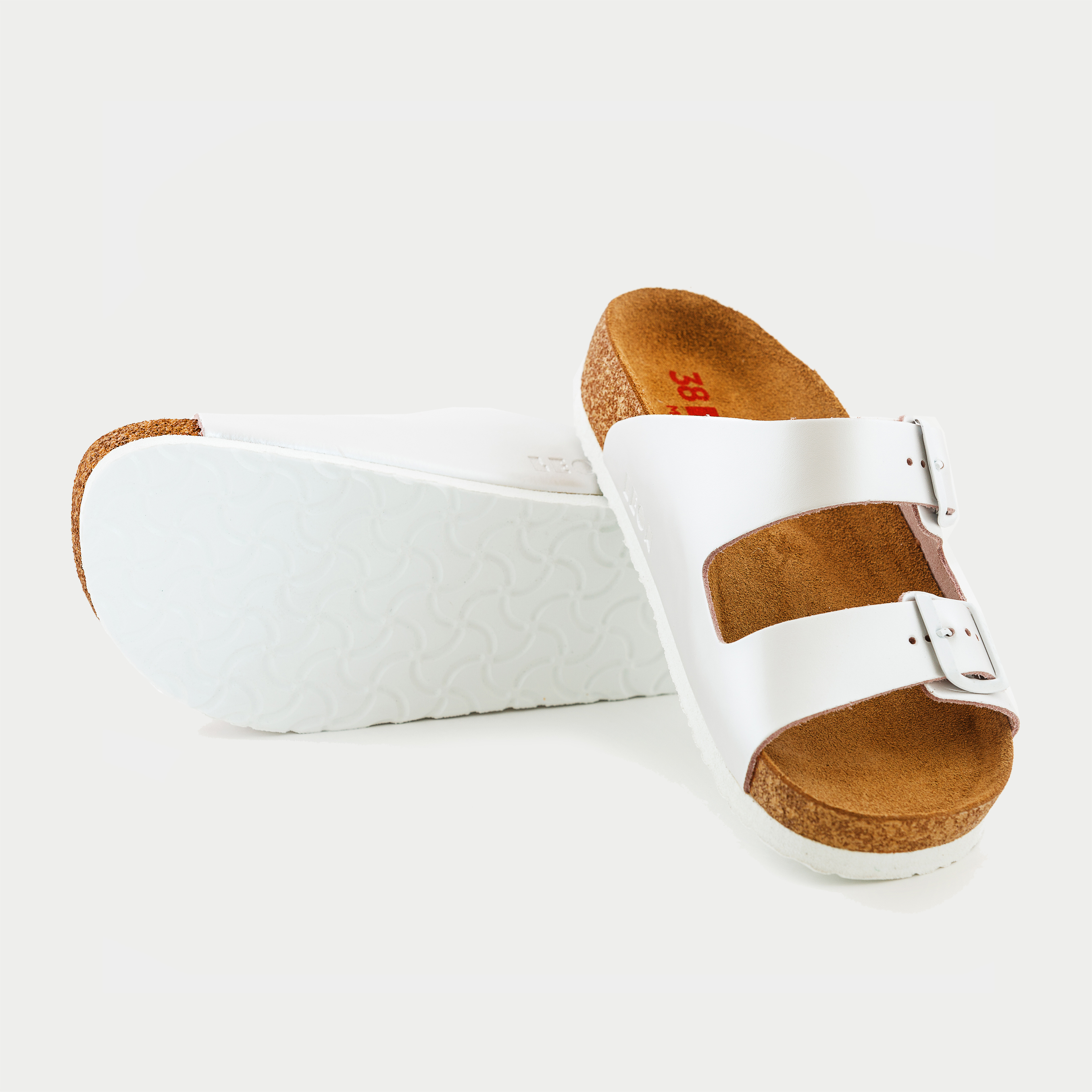 Сабо женские LEON medikal MED4010 серебристые 40 RU