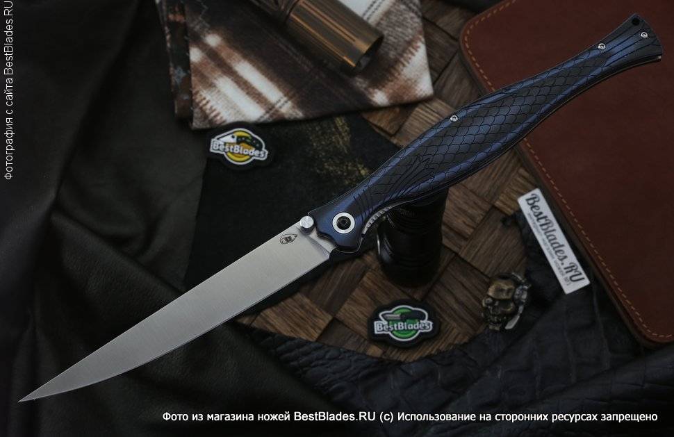 

Огромный складной нож REPTILIAN Лаврак (Aus8, черно-синяя G10), Лаврак